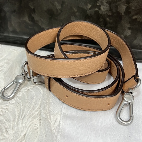 Marc Jacobs Beige Light Brown Silver Hardware Genuine Leather Replacement Strap - Picture 2 of 7